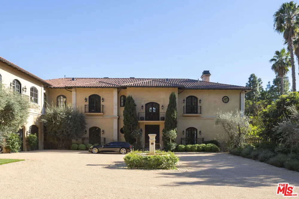 13058 Rivers Road Los Angeles, CA 90049
