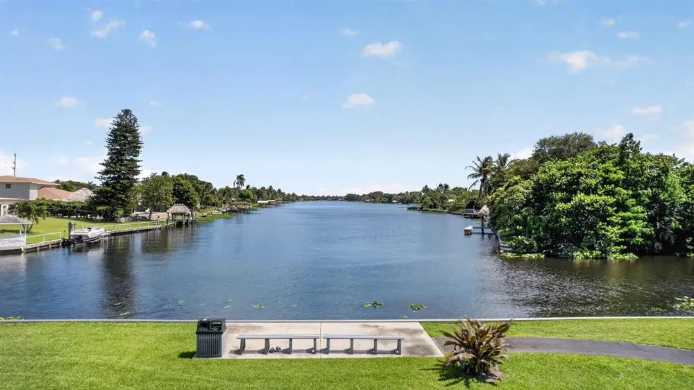 8111 W Lake Drive Lake Clarke Shores, FL 33406