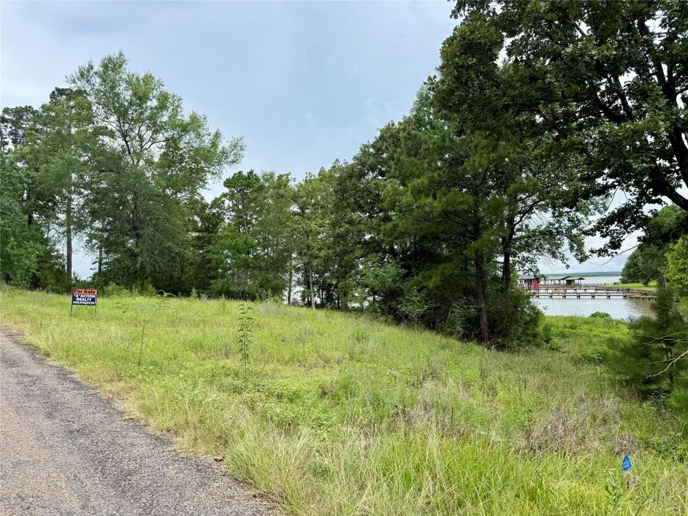 144 Lori Lane Trinity, TX 75862