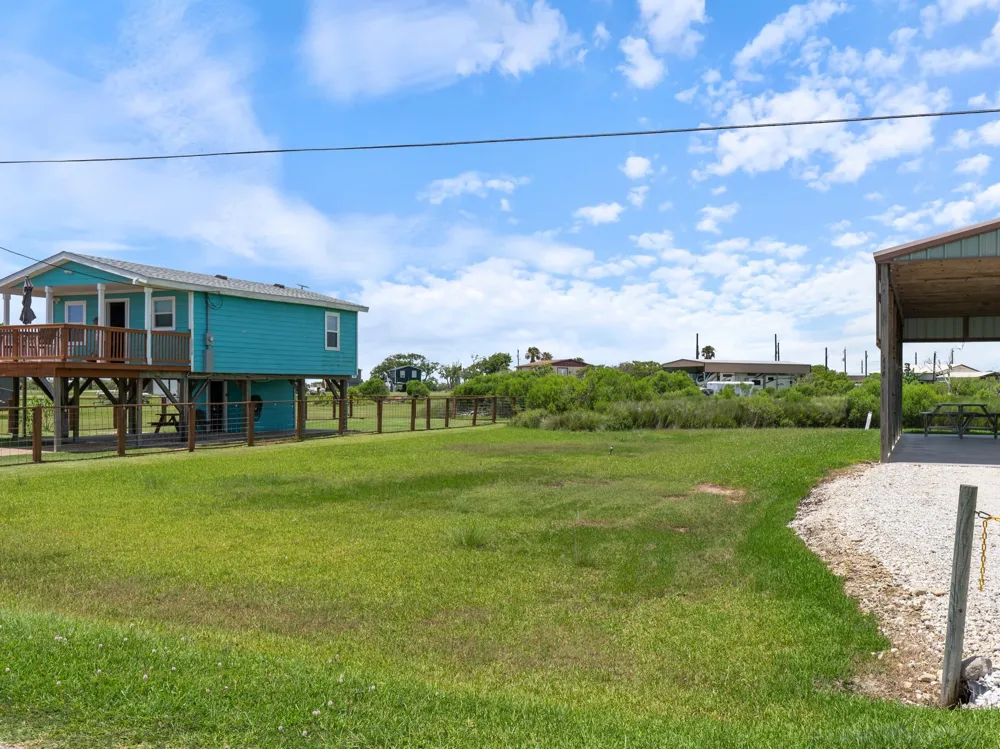 Flamingo Street Sargent, TX 77414
