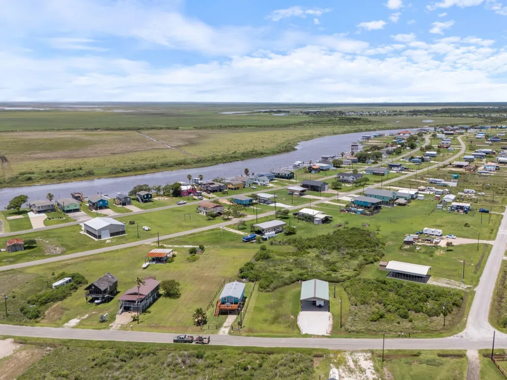 Flamingo Street Sargent, TX 77414