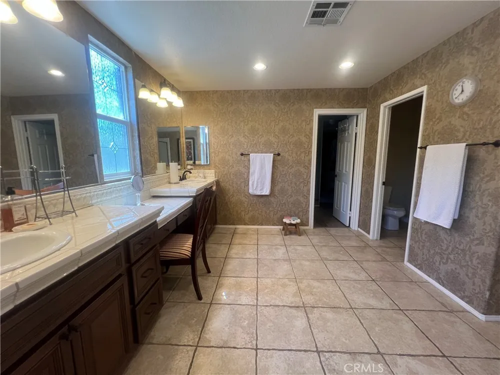 6480 Acey St. Eastvale, CA 92880