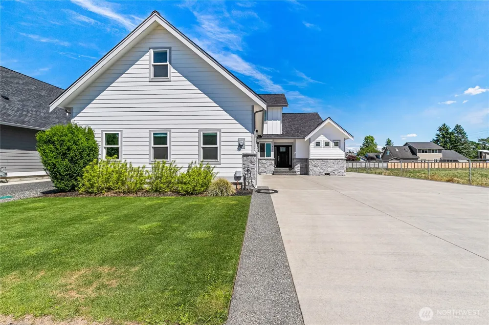 814 Rye Ct. Lynden, WA 98264