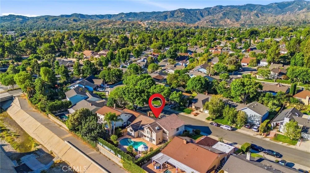 23721 Sarda Road Valencia, CA 91355