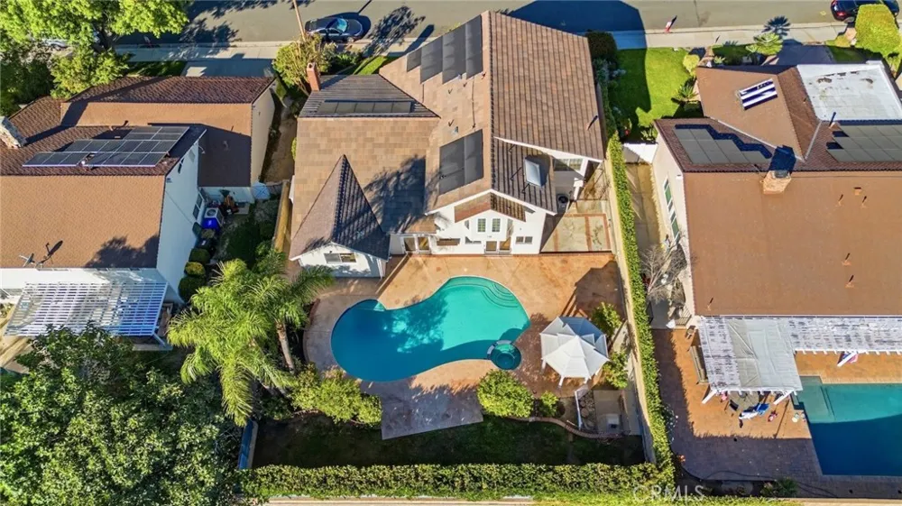 23721 Sarda Road Valencia, CA 91355