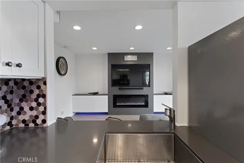 2700 Brea Boulevard #38 Fullerton, CA 92835