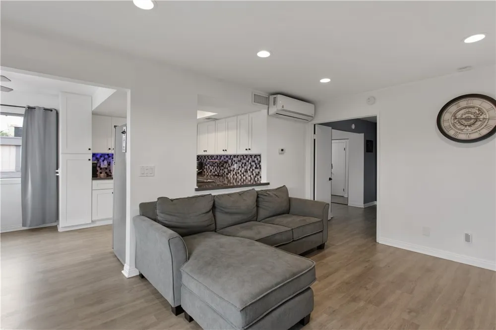 2700 Brea Boulevard #38 Fullerton, CA 92835