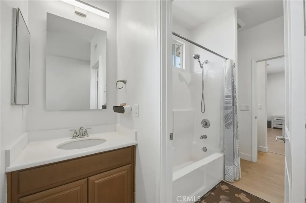 1018 Smiderle Loop Ontario, CA 91764