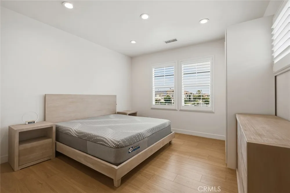 1018 Smiderle Loop Ontario, CA 91764