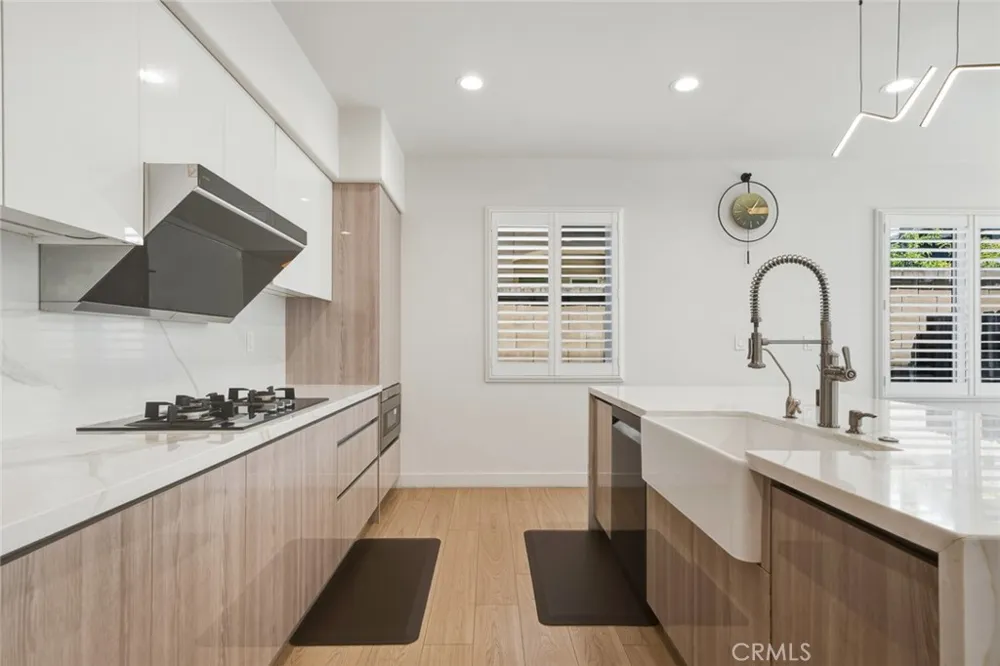 1018 Smiderle Loop Ontario, CA 91764