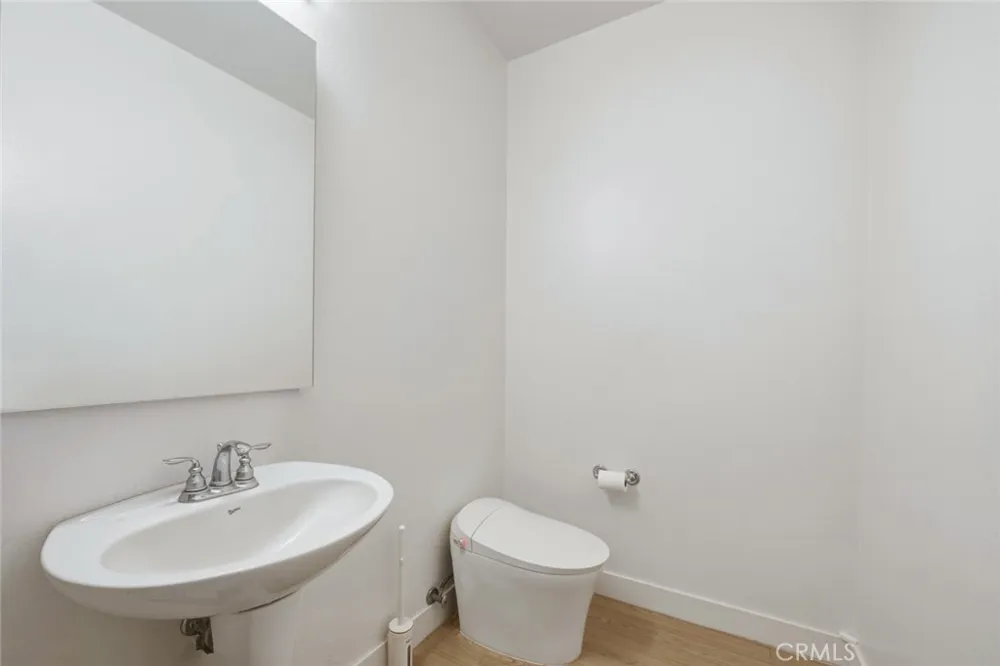 1018 Smiderle Loop Ontario, CA 91764