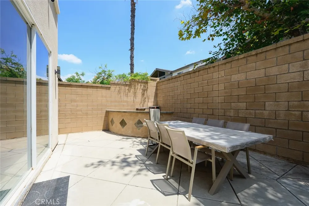 1018 Smiderle Loop Ontario, CA 91764