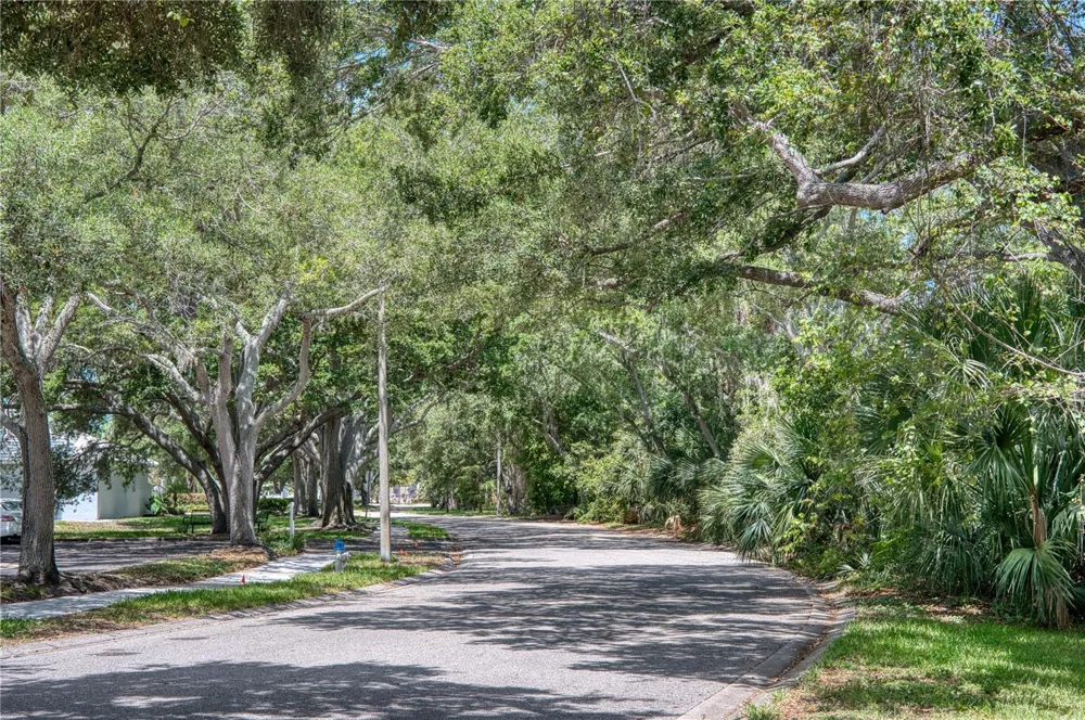 3780 PINEBROOK CIRCLE #504 Bradenton, FL 34209