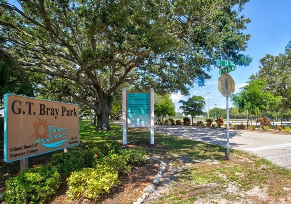 3780 PINEBROOK CIRCLE #504 Bradenton, FL 34209