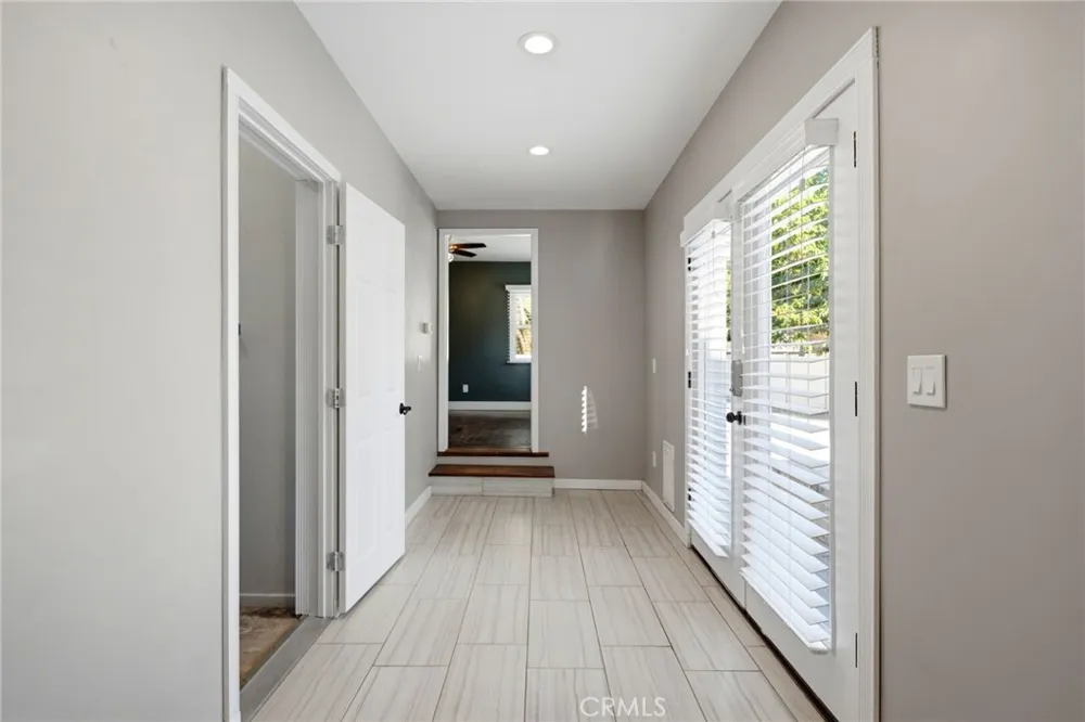 3364 Cedar Riverside, CA 92501