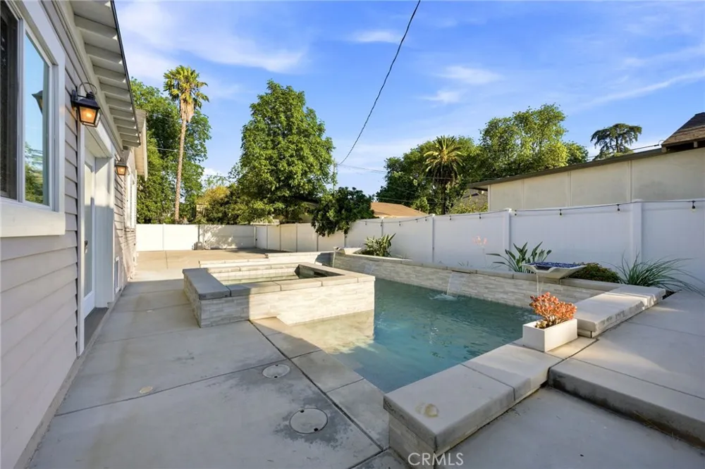 3364 Cedar Riverside, CA 92501