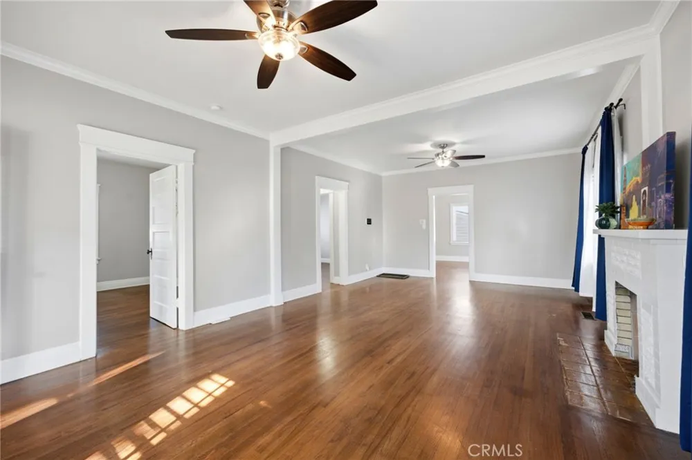 3364 Cedar Riverside, CA 92501