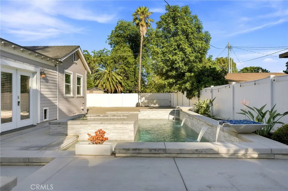 3364 Cedar Riverside, CA 92501