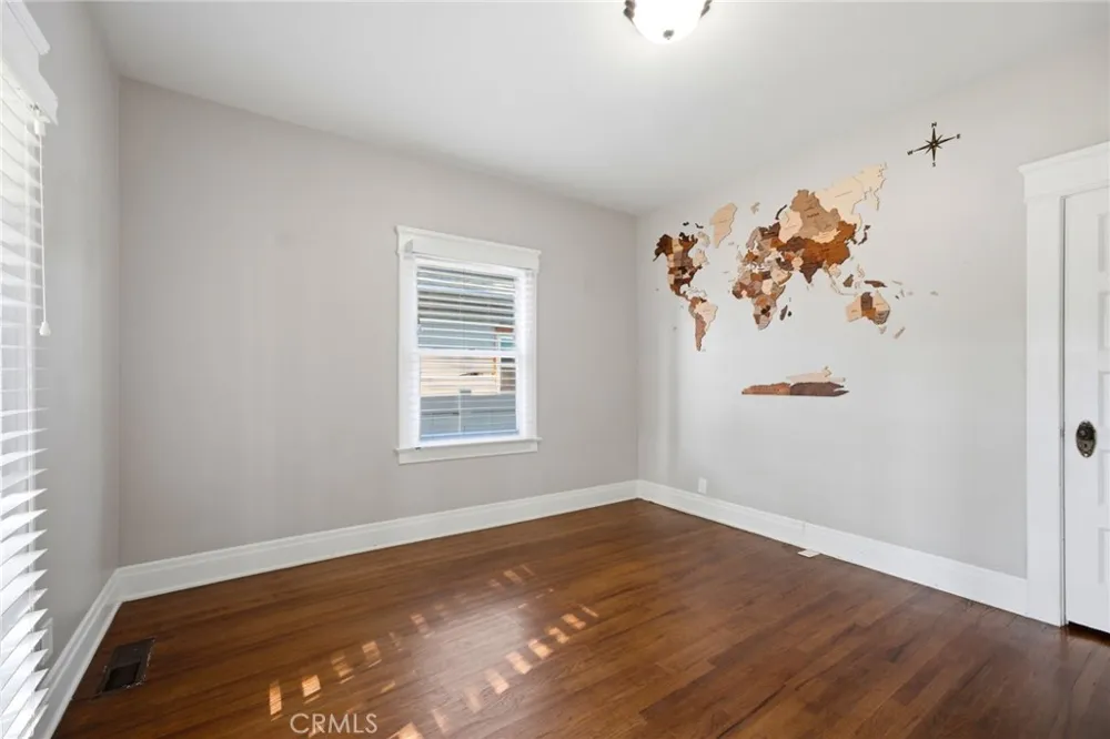 3364 Cedar Riverside, CA 92501