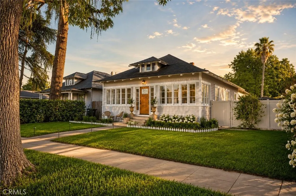3364 Cedar Riverside, CA 92501