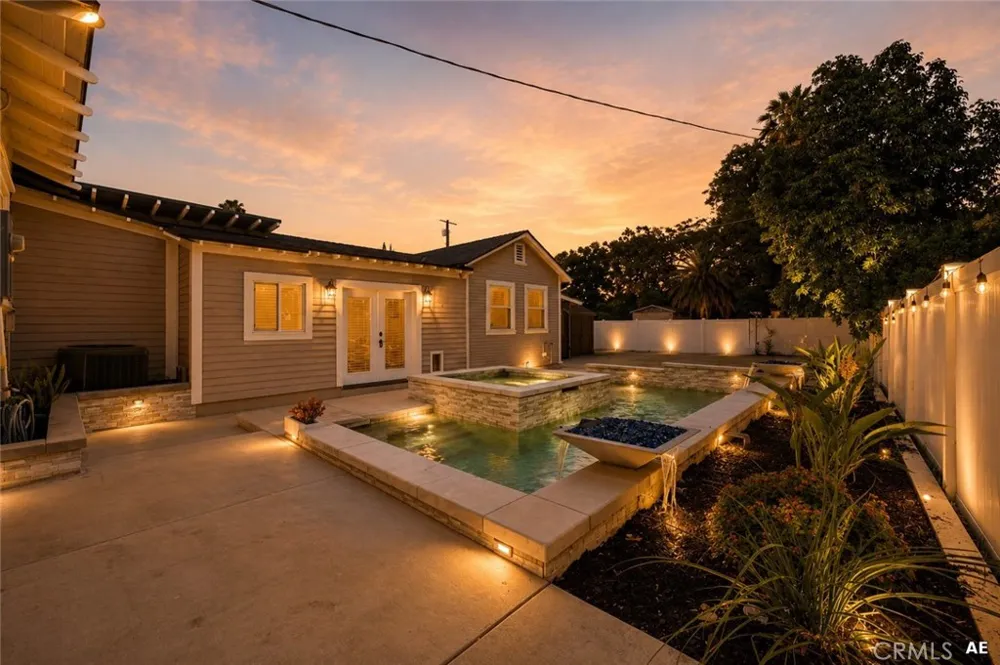 3364 Cedar Riverside, CA 92501