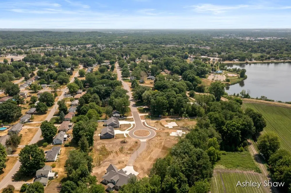 1491 Poppy Point Drive Jenison, MI 49428