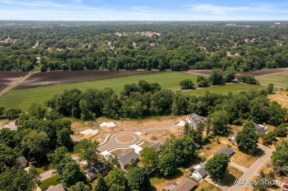 1491 Poppy Point Drive Jenison, MI 49428