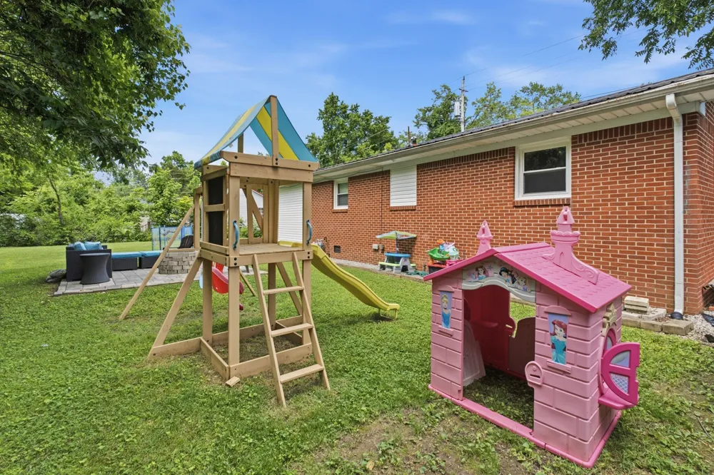 226 N Pine St Hohenwald, TN 38462