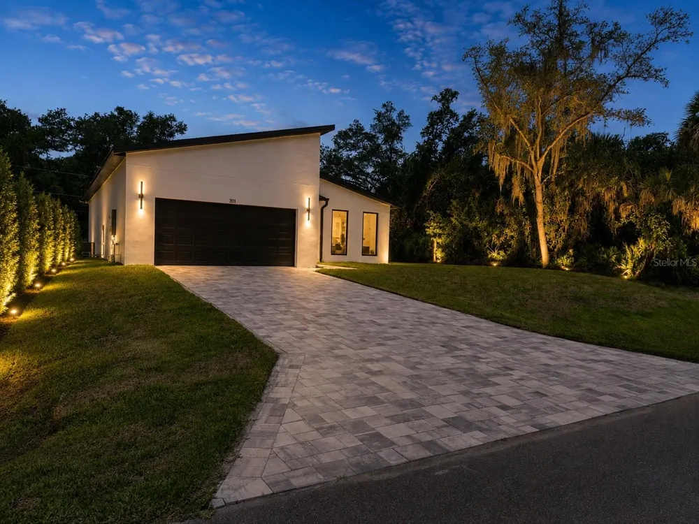 301 EPPINGER DRIVE Port Charlotte, FL 33953