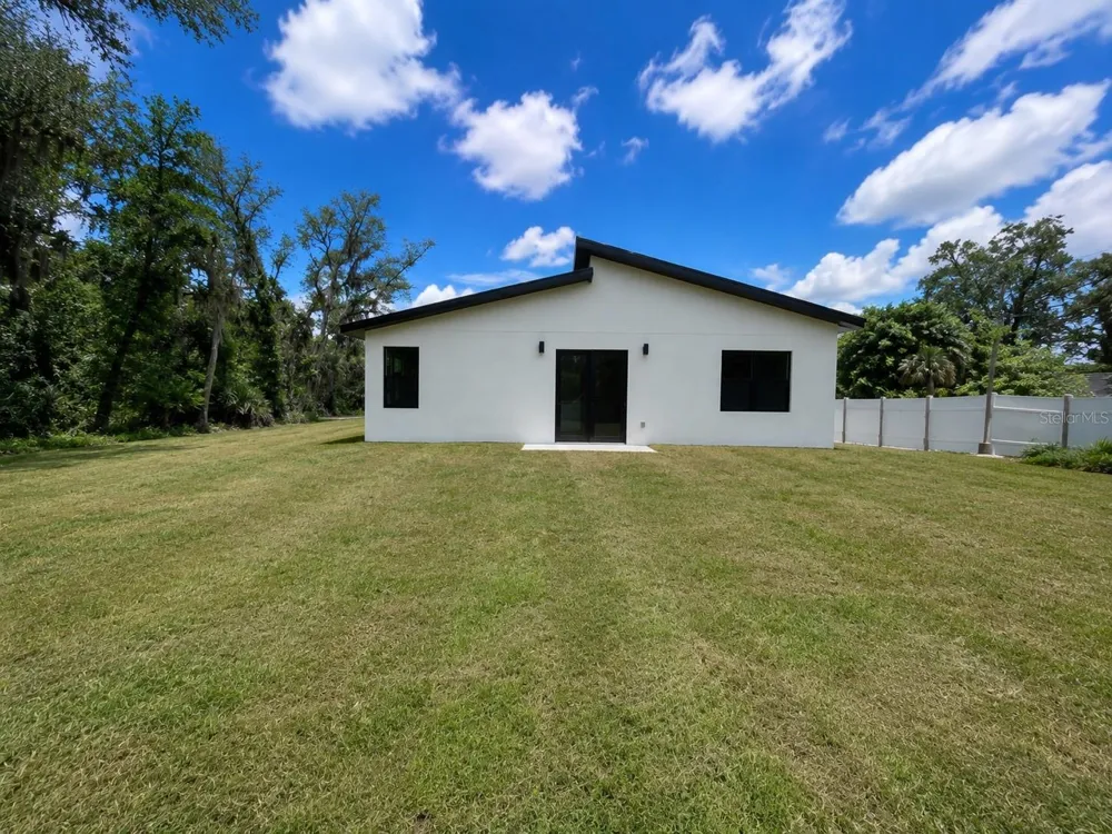 301 EPPINGER DRIVE Port Charlotte, FL 33953