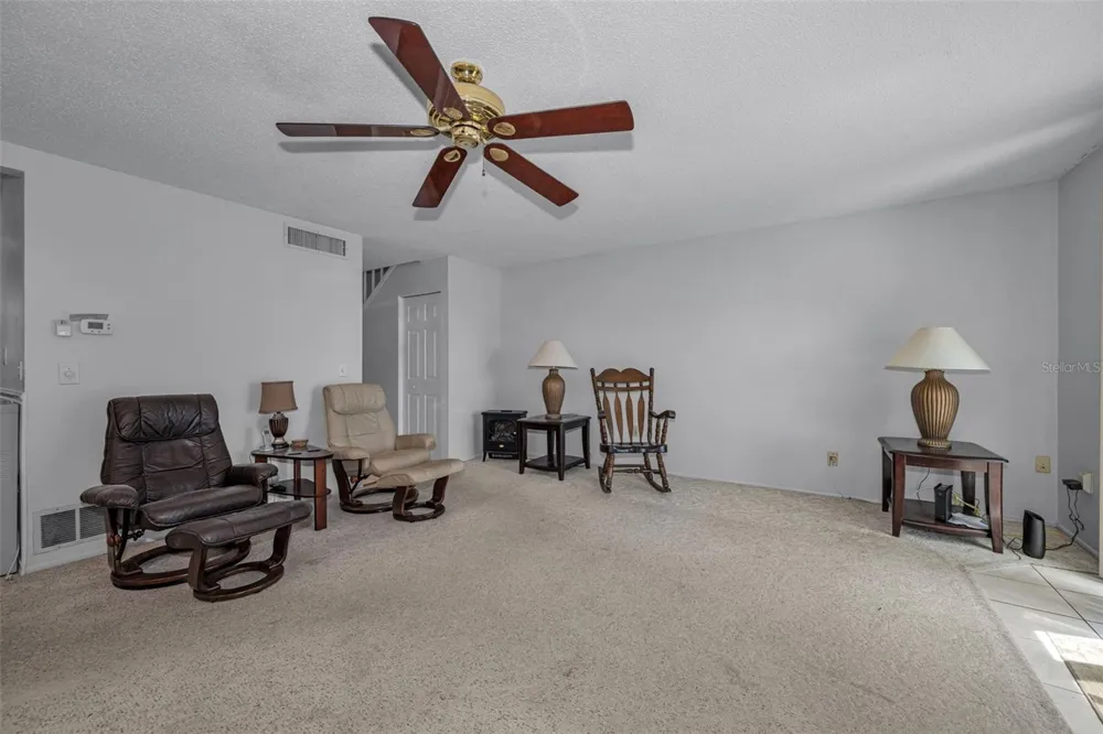 2700 BAYSHORE BOULEVARD #525 Dunedin, FL 34698