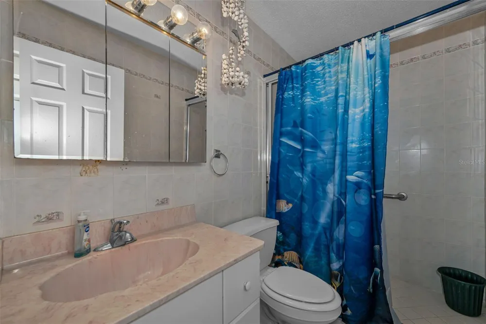 2700 BAYSHORE BOULEVARD #525 Dunedin, FL 34698