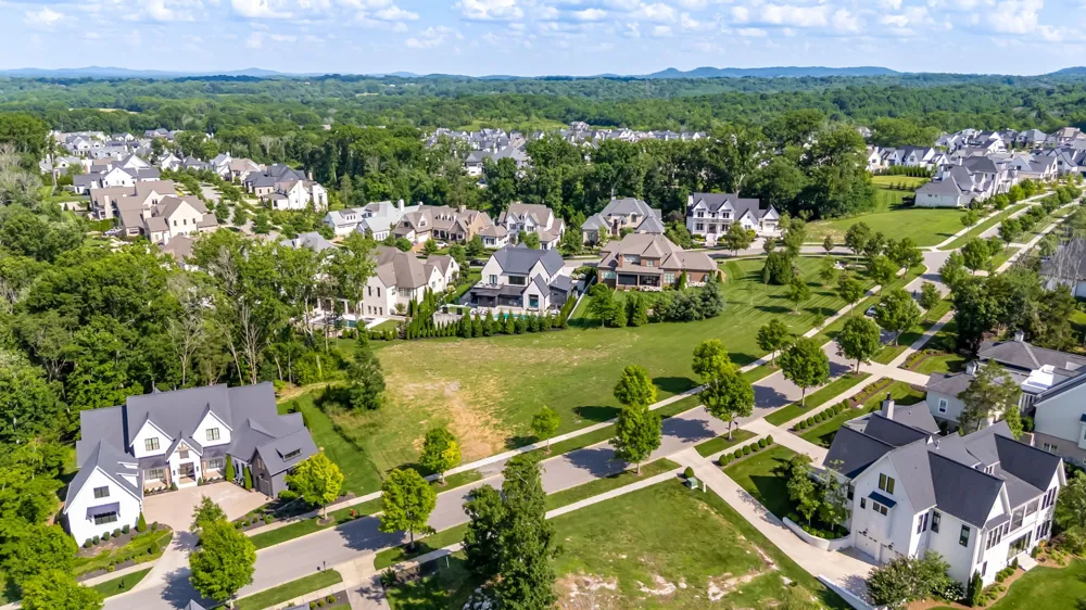 8568 Heirloom Blvd College Grove, TN 37046