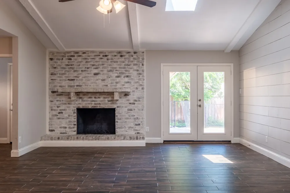 1607 College Parkway Lewisville, TX 75077