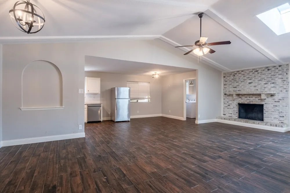 1607 College Parkway Lewisville, TX 75077