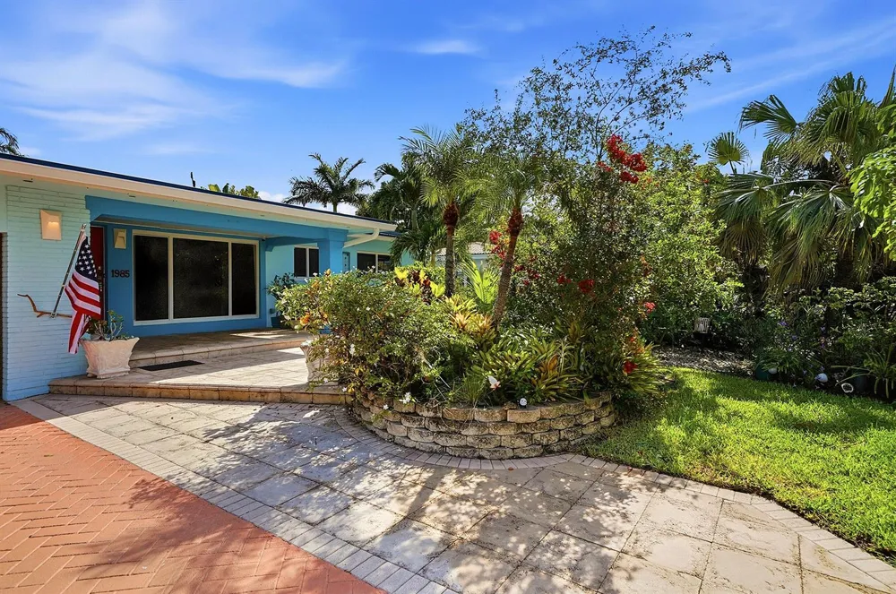 1985 Ocean Mist Drive Lauderdale By The Sea, FL 33062