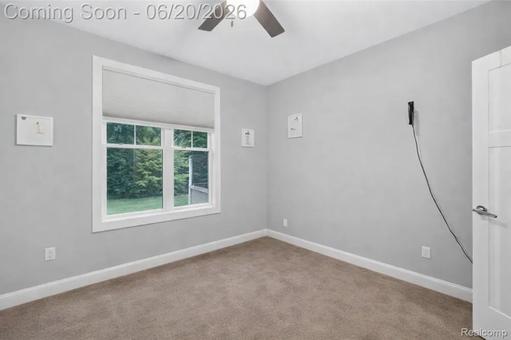 790 Grange Hall Road Groveland Township, MI 48462
