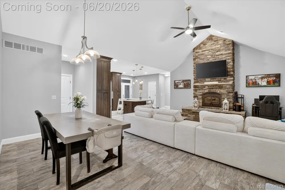 790 Grange Hall Road Groveland Township, MI 48462