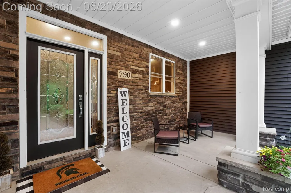 790 Grange Hall Road Groveland Township, MI 48462