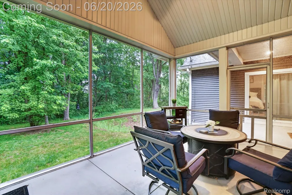790 Grange Hall Road Groveland Township, MI 48462