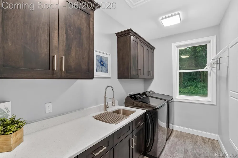790 Grange Hall Road Groveland Township, MI 48462