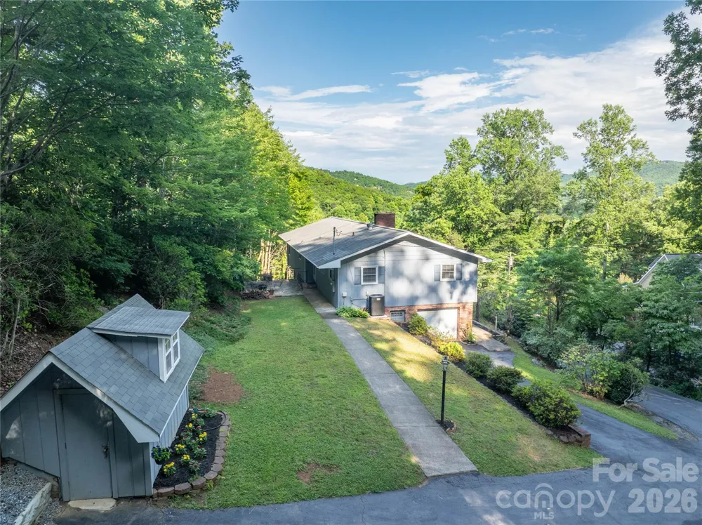 45 Mountain View Avenue Black Mountain, NC 28711
