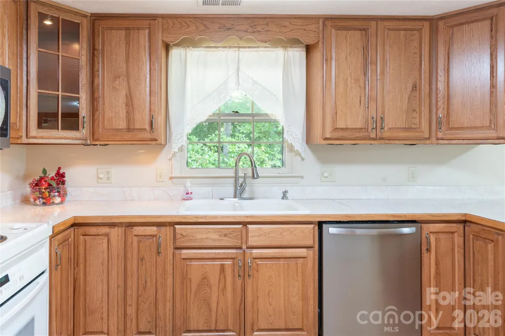45 Mountain View Avenue Black Mountain, NC 28711
