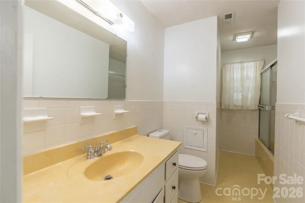 45 Mountain View Avenue Black Mountain, NC 28711