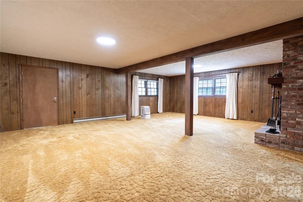 45 Mountain View Avenue Black Mountain, NC 28711