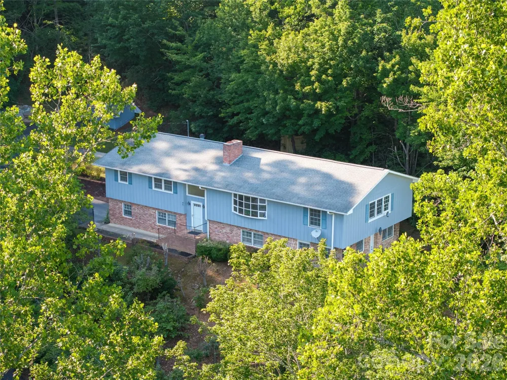 45 Mountain View Avenue Black Mountain, NC 28711