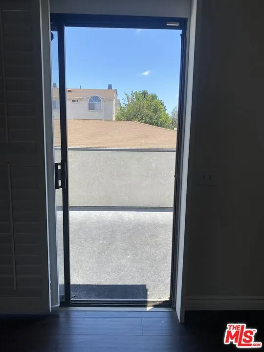 14621 S Berendo Avenue #7 Gardena, CA 90247