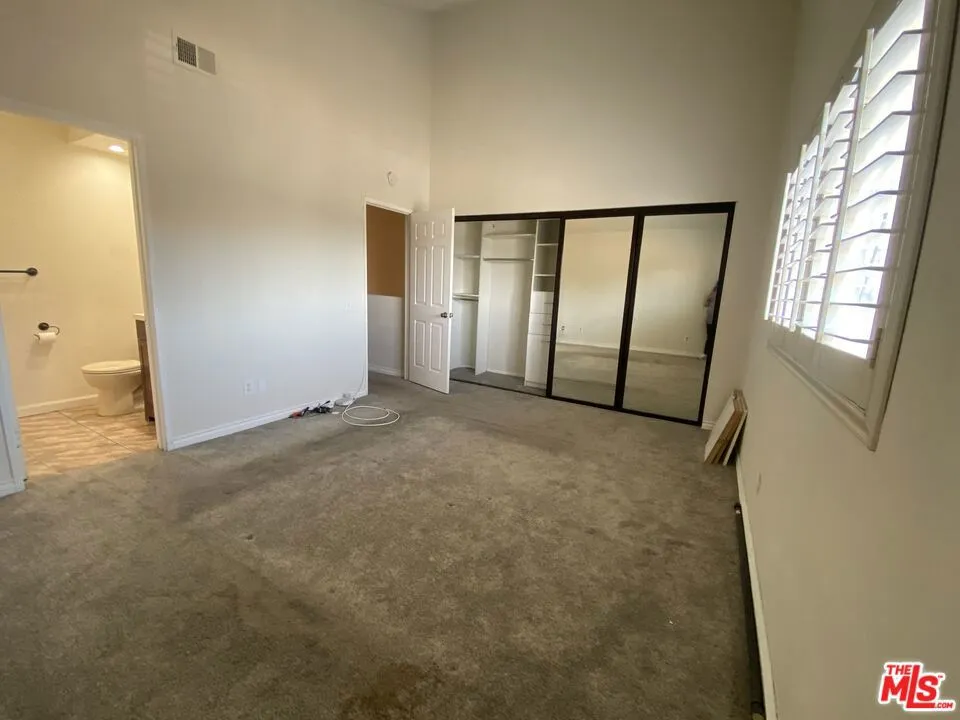14621 S Berendo Avenue #7 Gardena, CA 90247