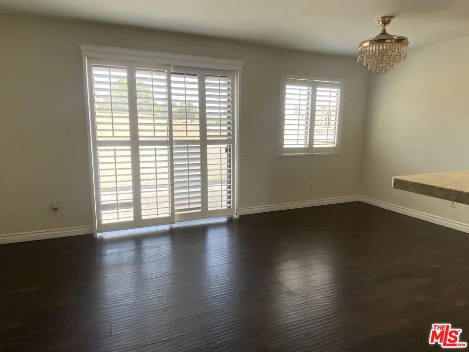 14621 S Berendo Avenue #7 Gardena, CA 90247