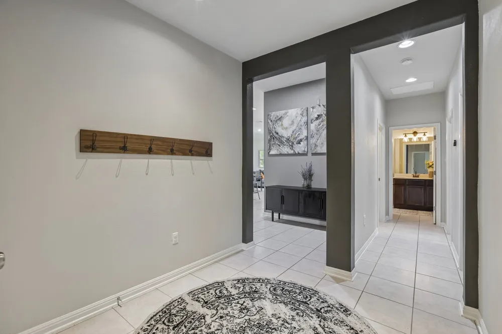 6801 Banff Cove Austin, TX 78754